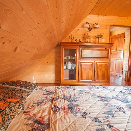 Holiday House Folwark Jelen Poniklica Exterior photo