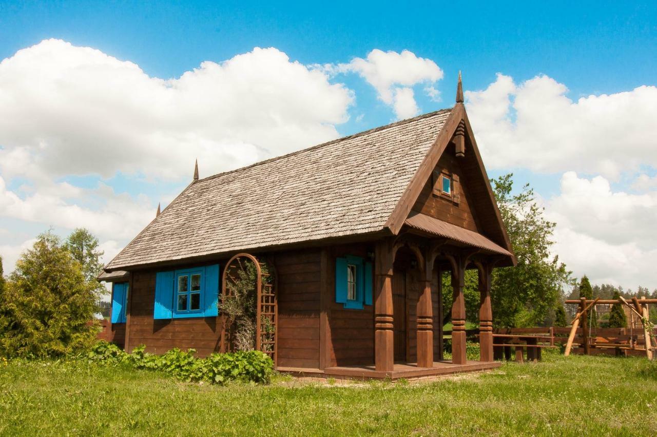 Holiday House Folwark Jelen Poniklica Exterior photo